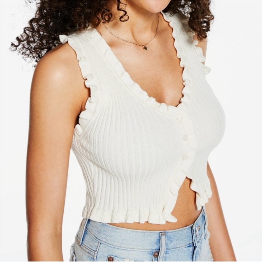 Aeropostale Cream Ruffle Trim Crop Top